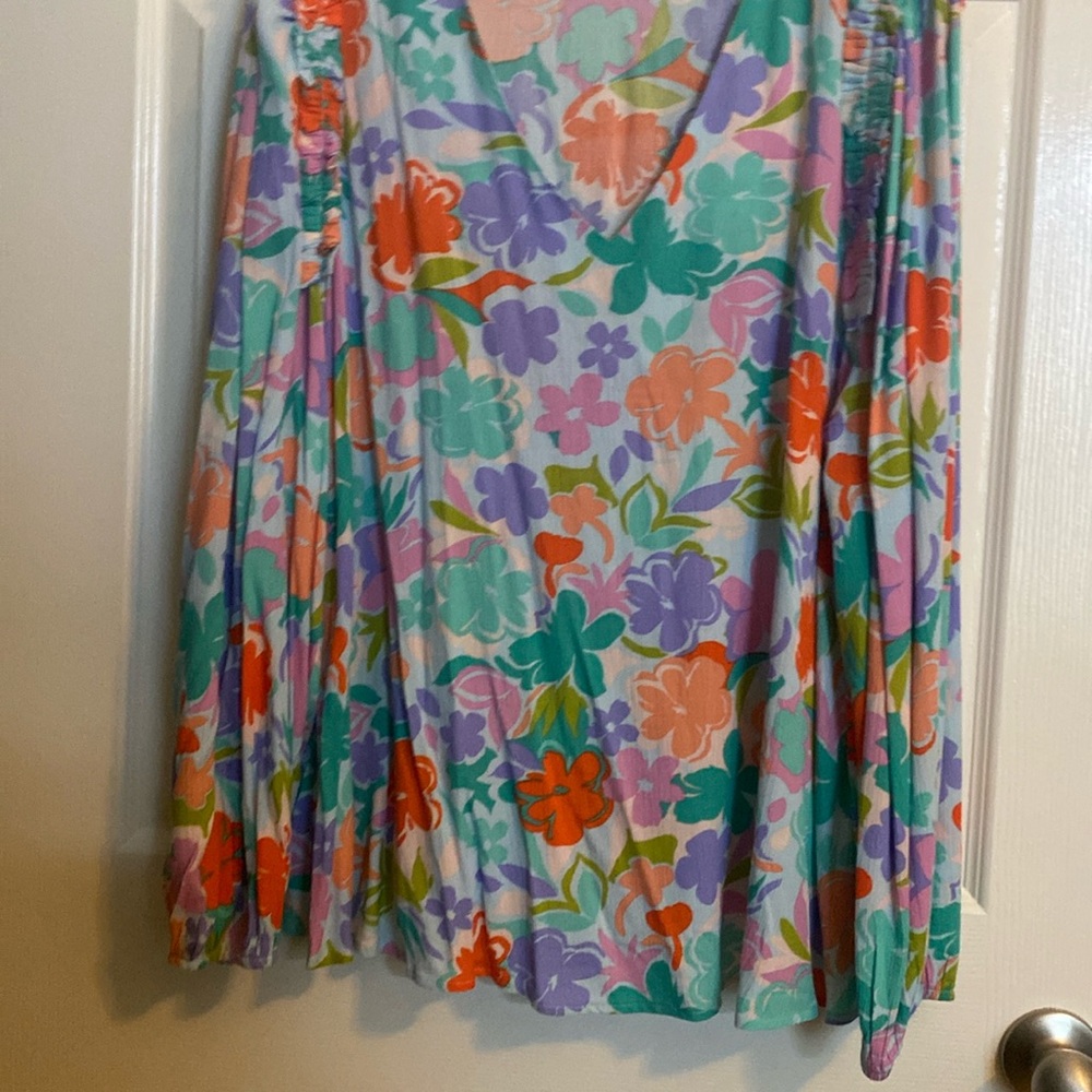 Floral top